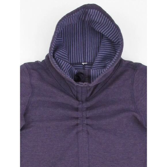 Lululemon In A Cinch Reversible Tee Heathered Deep Zinfandel Classic Stripe Sz 8 - Picture 6 of 10